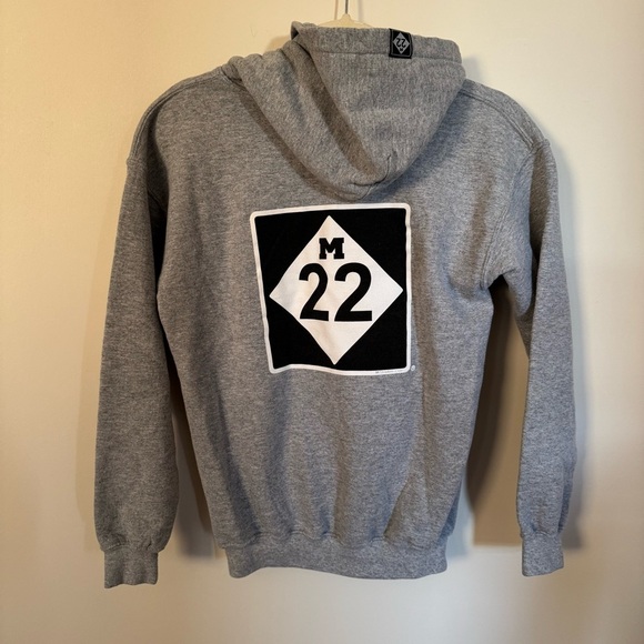M22 Youth Large Hoodie (18-20) - Picture 4 of 4
